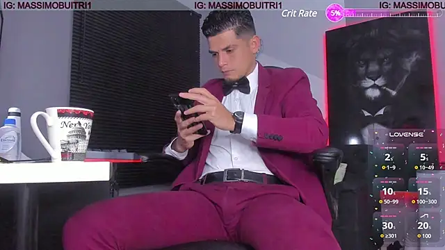 Snapshot of massimo_g chatting on January 23, 2025, 1:30 am massimo g online show from January 23, 2025, 1:30 am