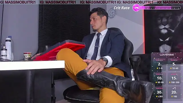 Snapshot of massimo_g chatting on October 17, 2025, 1:53 am massimo g online show from October 17, 2025, 1:53 am