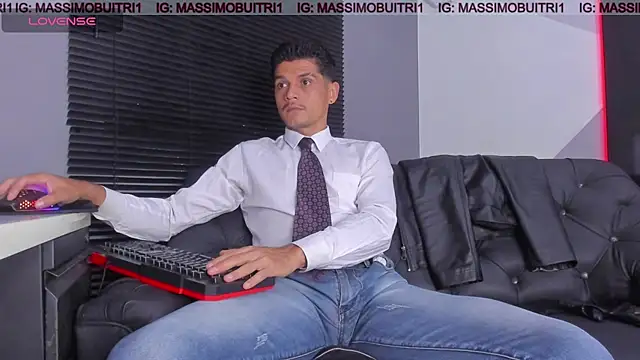 Snapshot of massimo_g chatting on April 26, 2026, 1:47 am massimo g online show from April 26, 2026, 1:47 am