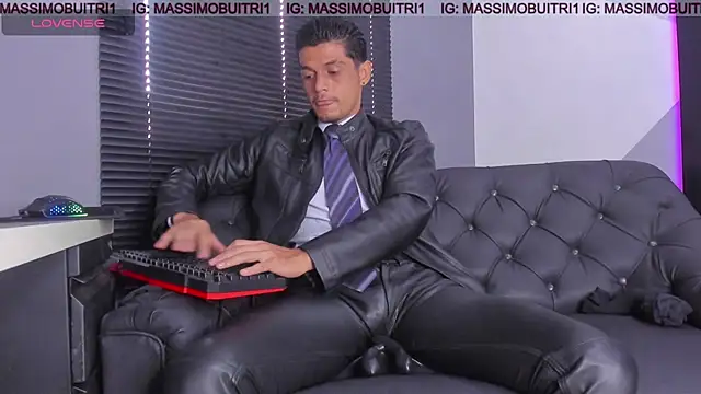 Snapshot of massimo_g chatting on May 6, 2026, 1:16 pm massimo g online show from May 6, 2026, 1:16 pm