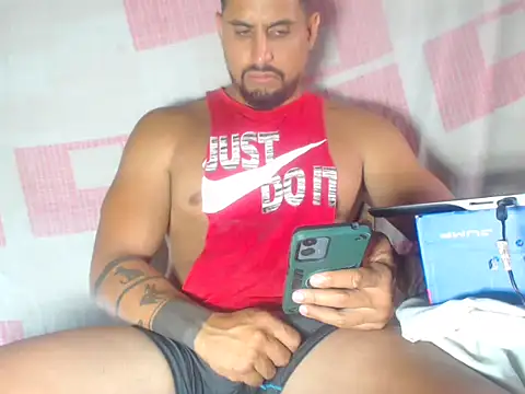 sebasx412 online show from April 6, 2026, 8:32 pm