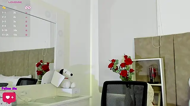 Isabellacharm online show from February 12, 2025, 7:24 pm