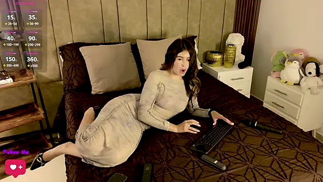 Isabellacharm online show from June 30, 2026, 4:19 pm