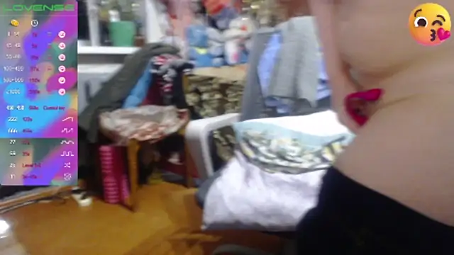 sweetbbabe online show from November 12, 2025, 2:39 pm