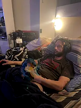 Snapshot of Helly069 chatting on November 3, 2025, 1:34 pm Helly069 online show from November 3, 2025, 1:34 pm