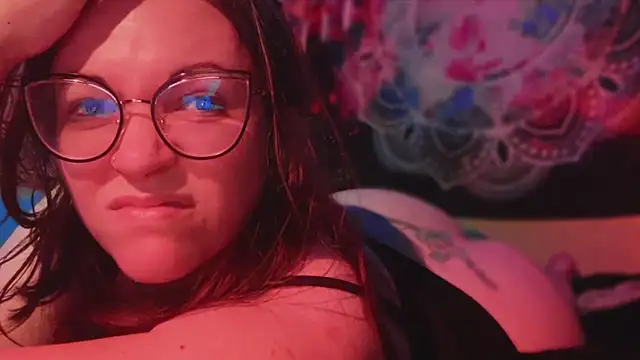 spunlikecottoncandy online show from October 7, 2025, 8:00 am