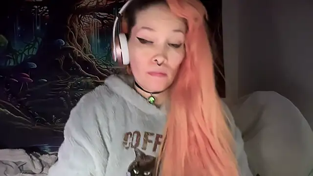 Snapshot of FRRANNKIE chatting on January 15, 2026, 12:54 pm FRRANNKIE online show from January 15, 2026, 12:54 pm