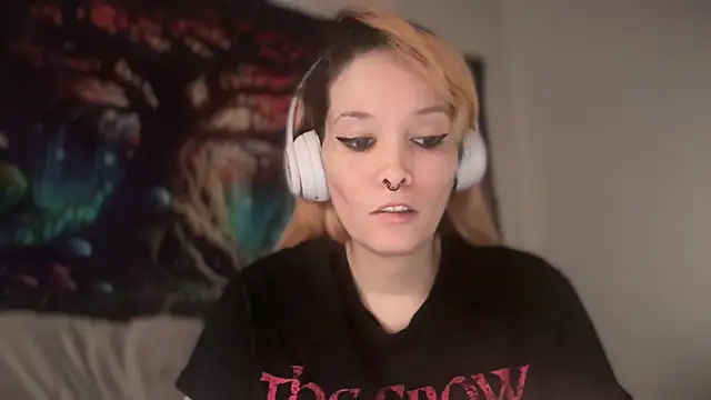 FRRANNKIE online show from March 25, 2026, 6:47 pm