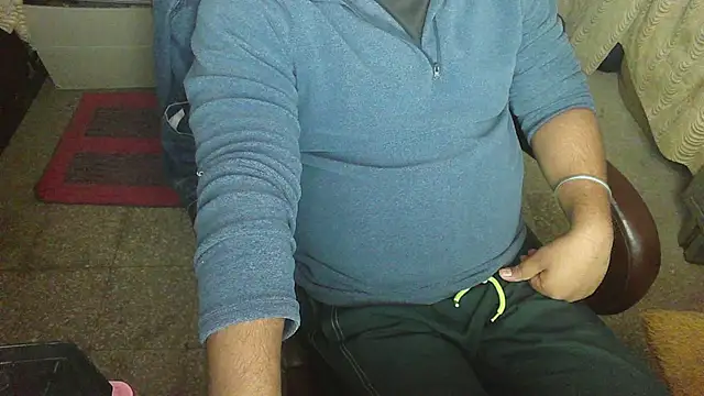 rentarob online show from December 2, 2025, 9:14 am