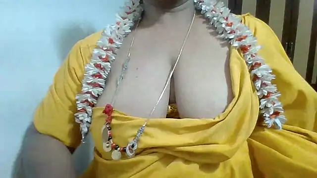 Snapshot of archanatelugu9 chatting on May 22, 2026, 12:07 am archanatelugu9 online show from May 22, 2026, 12:07 am
