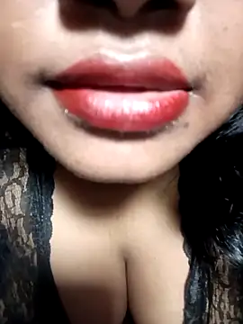 Hotlisa online show from February 17, 2026, 4:57 pm