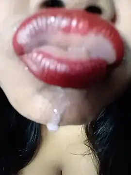 Hotlisa online show from June 2, 2026, 4:53 pm