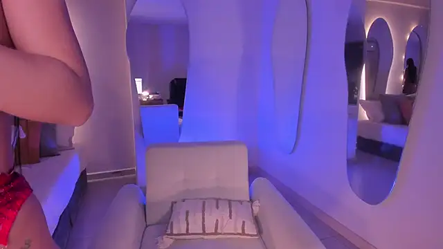 MileyCruz  online show from March 11, 2025, 7:15 am