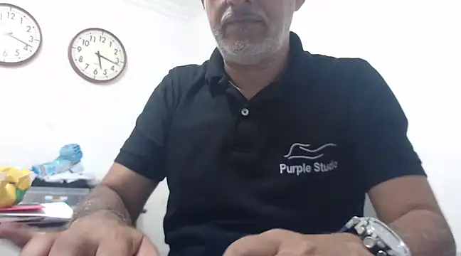 cenizo10124 online show from March 4, 2025, 10:16 pm