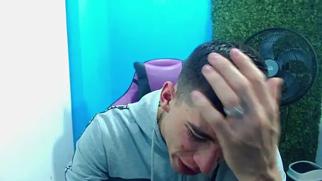 DEIBY BABY online show from December 29, 2024, 8:48 pm