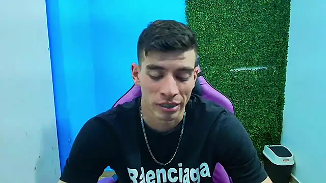 DEIBY BABY online show from January 18, 2025, 4:04 am