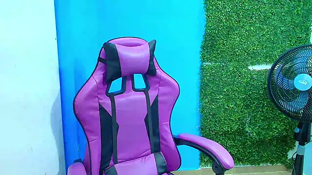 DEIBY BABY online show from January 22, 2025, 1:20 am