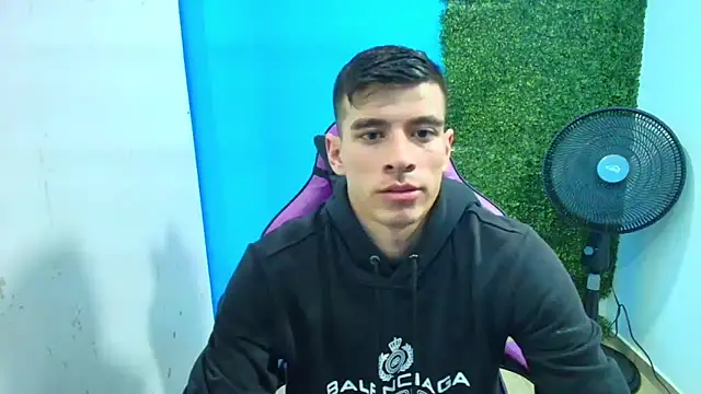 DEIBY BABY online show from January 30, 2025, 9:04 pm