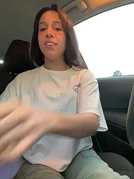 Natur4lBeautyb33 online show from March 14, 2025, 12:10 am