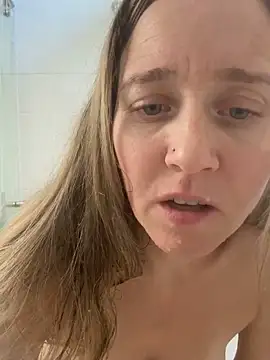 Snapshot of SkyelarSommer chatting on November 7, 2025, 5:13 pm SkyelarSommer online show from November 7, 2025, 5:13 pm