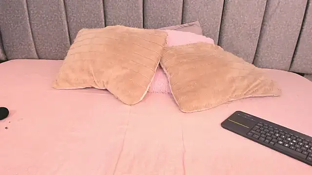 samantha stan online show from November 18, 2025, 12:09 pm