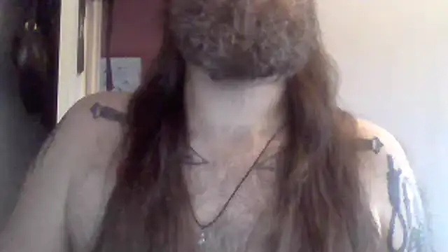 Snapshot of Thrillhouse chatting on January 8, 2025, 2:25 pm Thrillhouse online show from January 8, 2025, 2:25 pm