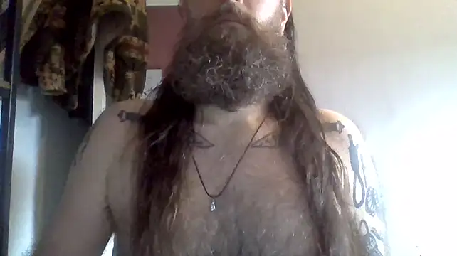 Snapshot of Thrillhouse chatting on March 14, 2025, 11:12 am Thrillhouse online show from March 14, 2025, 11:12 am