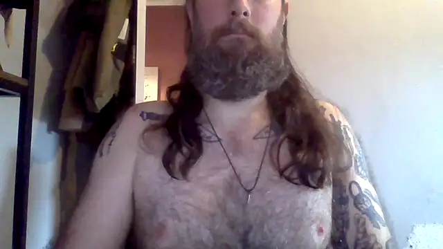 Snapshot of Thrillhouse chatting on November 5, 2025, 10:04 am Thrillhouse online show from November 5, 2025, 10:04 am