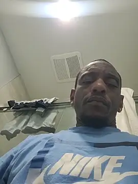 Annonymous607 online show from December 1, 2025, 7:41 pm