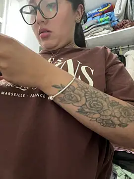 croftsmila online show from January 14, 2026, 11:20 pm