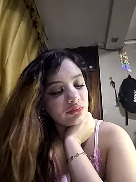 WanOn3Fanny online show from October 18, 2025, 12:57 am