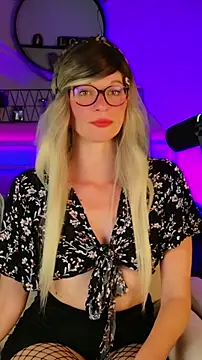 Snapshot of Kittychatte chatting on May 26, 2026, 8:16 pm Kittychatte online show from May 26, 2026, 8:16 pm