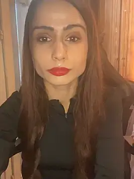 LaPetitechienne1 online show from January 16, 2025, 2:51 pm