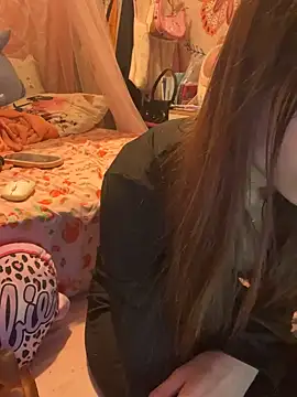 LaPetitechienne1 online show from March 15, 2025, 5:30 am