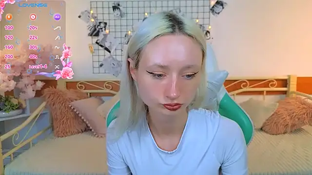 Katia Kim online show from March 27, 2026, 6:41 am