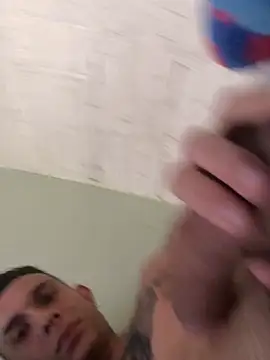 Snapshot of fran777775 chatting on December 22, 2025, 2:14 pm fran777775 online show from December 22, 2025, 2:14 pm