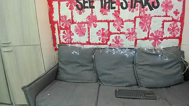 Mhelanny2 online show from February 8, 2025, 7:59 pm