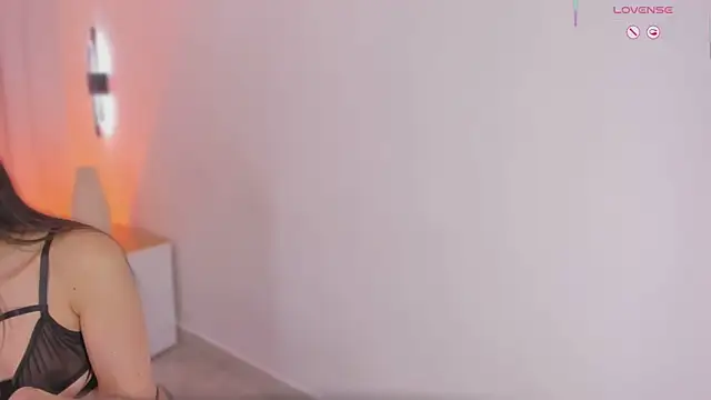 luisah  online show from February 7, 2026, 8:45 pm