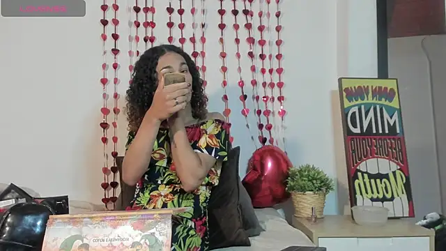 StefanyMiler online show from February 11, 2026, 6:35 pm