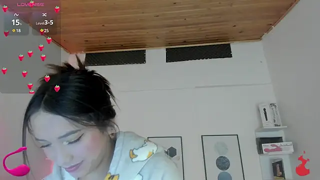 Snapshot of cristal__hot_1 chatting on January 19, 2025, 10:06 am cristal  hot 1 online show from January 19, 2025, 10:06 am