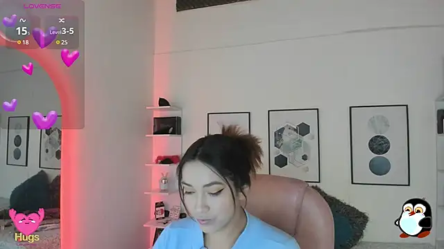 Snapshot of cristal__hot_1 chatting on February 16, 2025, 4:09 am cristal  hot 1 online show from February 16, 2025, 4:09 am