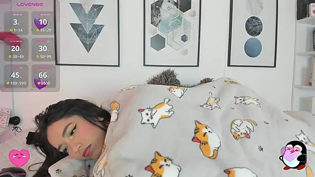 Snapshot of cristal__hot_1 chatting on February 22, 2025, 10:18 am cristal  hot 1 online show from February 22, 2025, 10:18 am