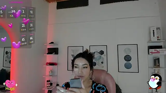 Snapshot of cristal__hot_1 chatting on February 25, 2025, 4:03 am cristal  hot 1 online show from February 25, 2025, 4:03 am