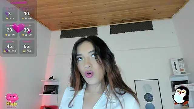 Snapshot of cristal__hot_1 chatting on March 2, 2025, 9:10 am cristal  hot 1 online show from March 2, 2025, 9:10 am