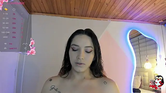 Snapshot of cristal__hot_1 chatting on September 14, 2025, 5:06 am cristal  hot 1 online show from September 14, 2025, 5:06 am