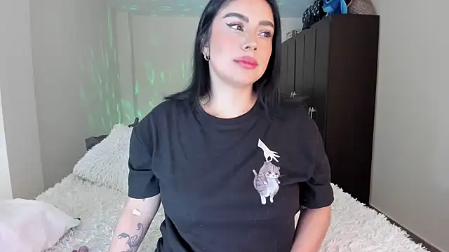 rosalie lust online show from February 25, 2025, 3:31 am