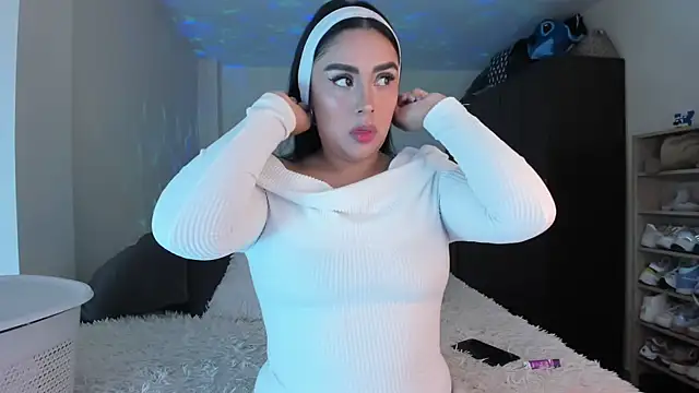 rosalie lust online show from March 7, 2025, 4:13 am