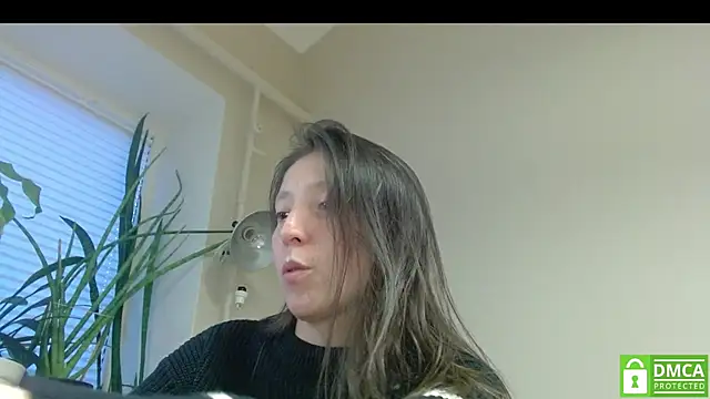 Sophi Cute online show from November 12, 2025, 2:06 pm