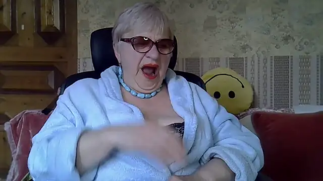 SweetCherry27 online show from May 1, 2026, 4:11 pm