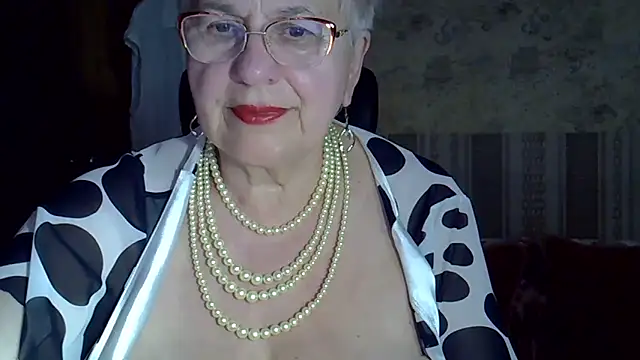 SweetCherry27 online show from May 23, 2026, 3:49 pm